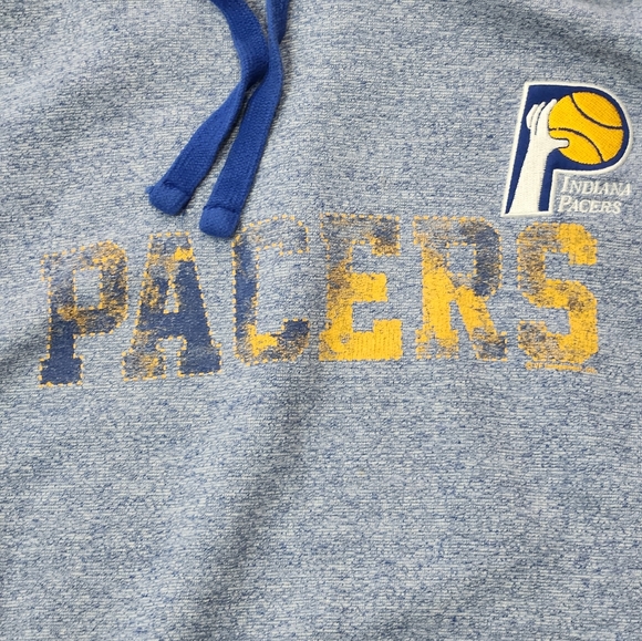 Indiana Pacers Majestic Hoodie - Picture 3 of 4